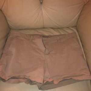 🎁 Khakis by Gap Girlfriend Shorts